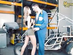 Hungarian Hottie Tiffany Tatum fixes Buggy 4 Cock
