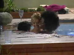 Very Hot Pool Party 27.04.2019