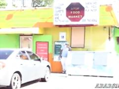 Piss drinking teen Mia Khalifa pulls up and literally tosses the labia at