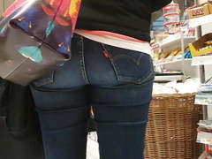 Tight ass in levis jeans blond